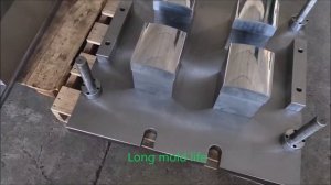 A brake lining pre-forming mold