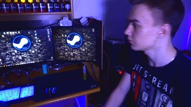 КАК Я УСТРОИЛСЯ РАБОТАТЬ В VALVE смотреть онлайн