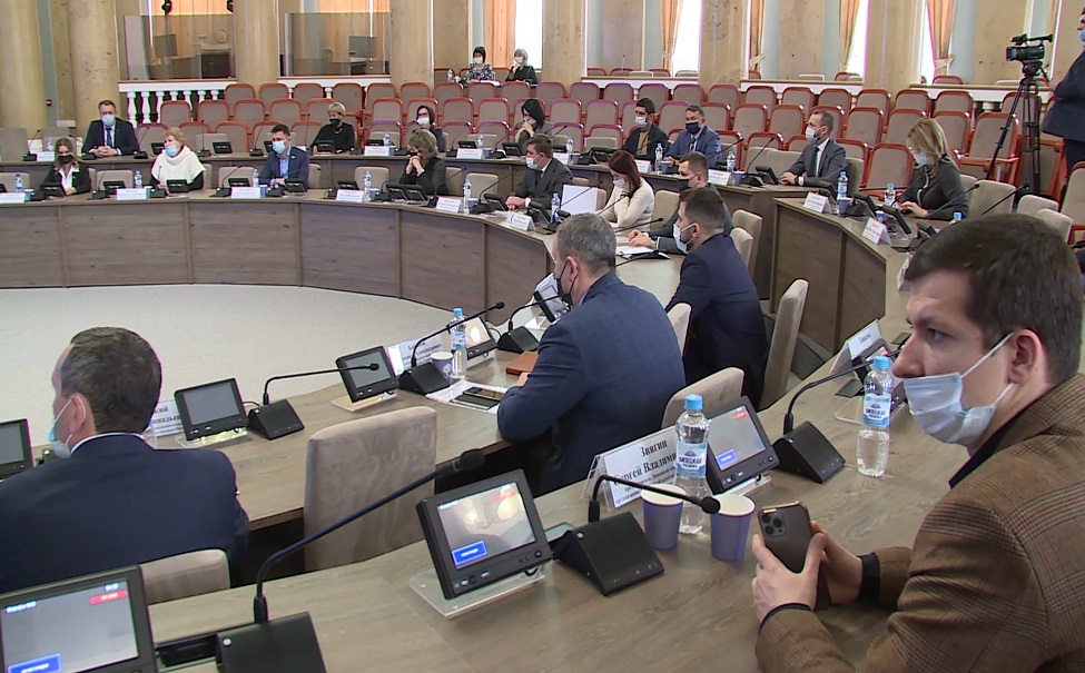 Власти и депутаты Госдумы обсудили поддержку липецкого бизнеса