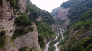 ТРАГЕДИЯ в ОСЕТИИ. Сход ледника. Кармадонское ущелье.