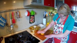 Варенье из ревеня и грецких орехов