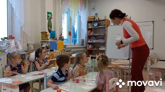 Занятие в средней группе детского сада по рисованию на тему "Осенний лес"