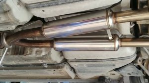 Toyota Aristo Жирный выхлоп Toms