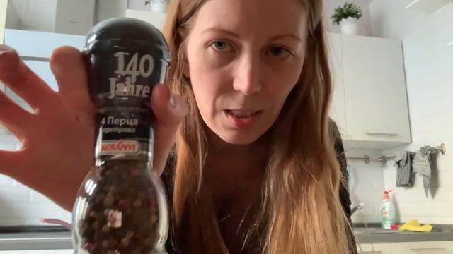 VLOGMAS #1. ГОТОВИМ БРЮССЕЛЬСКУЮ КАПУСТУ / ЗАЧЕМ МЫТЬ РЕЗИНУ? / КРАШУ РЕСНИЦЫ КРАСКОЙ ДОМА. смотреть онлайн