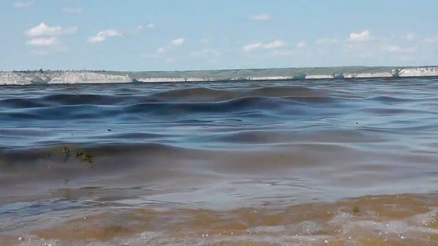 Волгоградское водохранилище, левобережье,штормит. Приморск,июнь 2021 год смотреть онлайн
