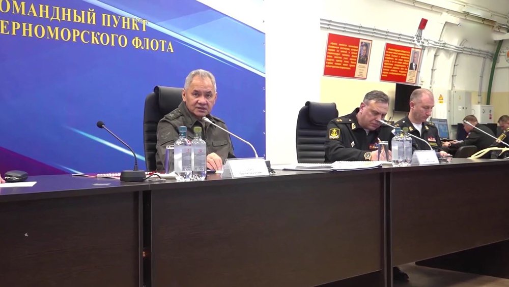 Шойгу провел совещание в командном пункте Черноморского флота / События на ТВЦ