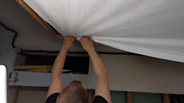 Установка натяжного потолка своими руками. Штапик смотреть онлайн