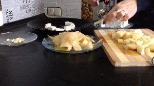 Салат с сыром Фета и Грушей без майонеза