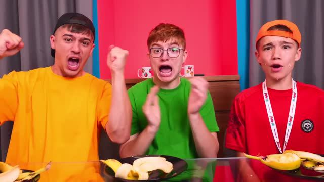 Едим Без рук vs Одной рукой vs Двумя руками Челлендж Одиссей смотреть онлайн