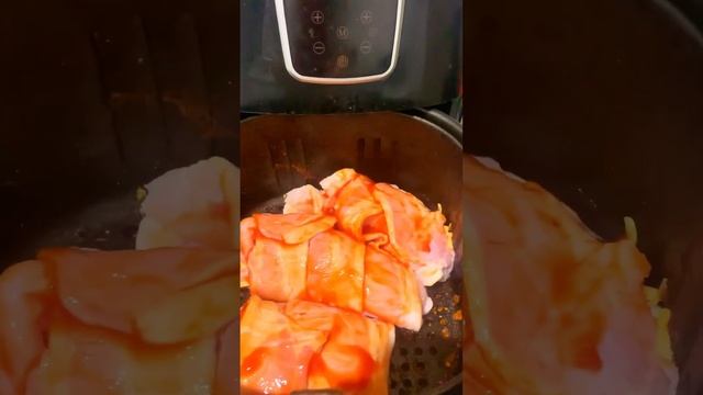 Вариант быстрого и простого блюда из куриной грудки ?