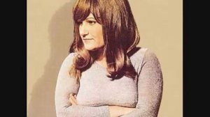 Selda Bağcan Adaletin Bumu Dünya