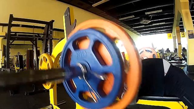 Д 1, Жим штанги лежа на скорость, 90 кг, 4 подход. смотреть онлайн