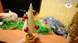 Ёлка из дождика своими руками\Ёлочка из мишуры