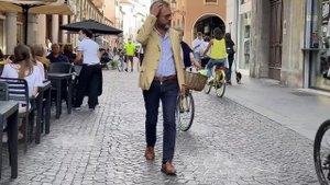 Как будут одеваться этой осенью мужчины. Что модно в Италии. Женские и мужской стрит стайл из Итали