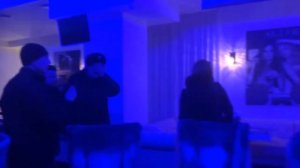 Задержание неадекватной девушки в клубе!! Уфа!