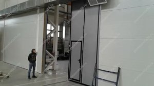 Промышленные откатные ворота без нижней направляющей с обратной стороны