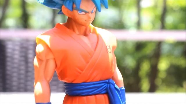 Dragon Ball Z Figure Review - Banpresto Revival of F Vol.1 Super Saiyan God Super Saiyan Goku смотреть онлайн
