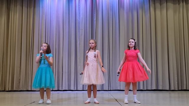 Войсики Я девочка красивая 2 смотреть онлайн