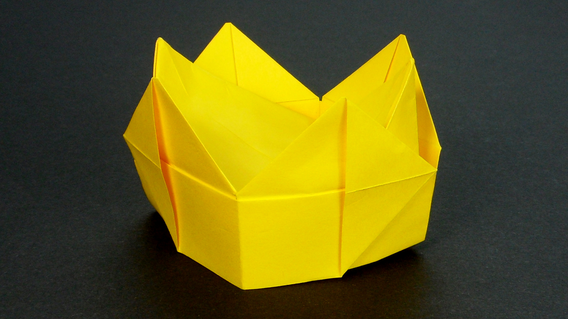 Как сделать Корону из бумаги без клея | Простая оригами Корона своими руками для детей