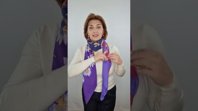Как носить платок из шерсти? На примере хитрых платков в двух расцветках (часть 1). Каталог ⤵️