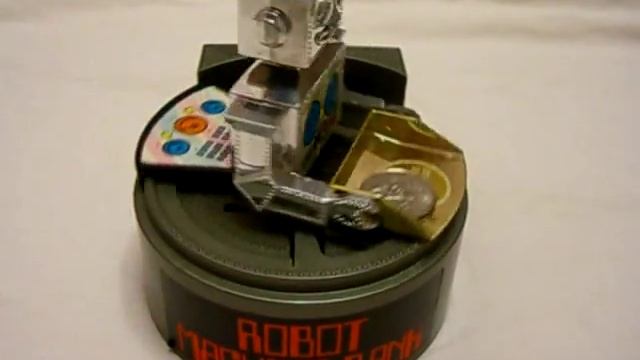 Vintage Wind Up Robot Machine Mechanical Bank смотреть онлайн