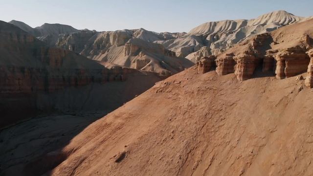 Дали шума в Алматы. фильм И бьётся. Back stage эпизод # 5 смотреть онлайн