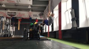 Приседания на канате