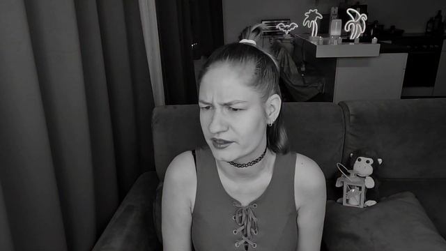 ПОЧЕМУ МОЙ ПАРЕНЬ ЗА МЕНЯ НЕ ПЛАТИТ смотреть онлайн