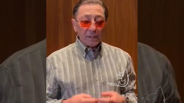 Григорий Лепс передал сертификаты военным