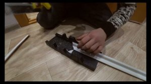 Как приклеить пластиковый уголок на ванну