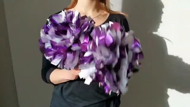 ПРМЛ106 мини. Помпон для черлидинга одинарный на ручке. ЛЮКС (премиальный). смотреть онлайн