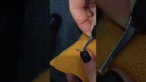 Как убрать затяжку на одежде