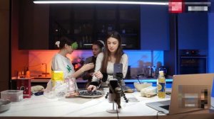 АКУЛИЧ, ГЕНСУХА и КАРОЛИНА УСТРОИЛИ УГАРНЫЙ КУКИНГ С УСЛОЖНЕНИЯМИ! | акулич