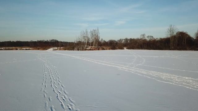 Полет над зимним озером смотреть онлайн