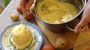 Картофельное пюре с яйцом (без масла)