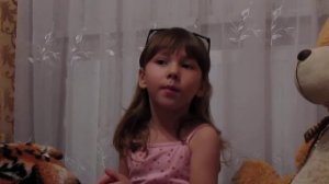 Ариша 4 года) Песенка для папы))