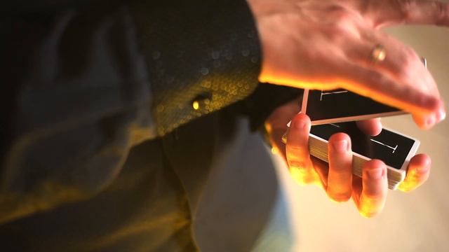 САМЫЙ НЕОБЫЧНЫЙ ФЛОРИШ С КАРТАМИ • Новички тоже хотят делать флориши