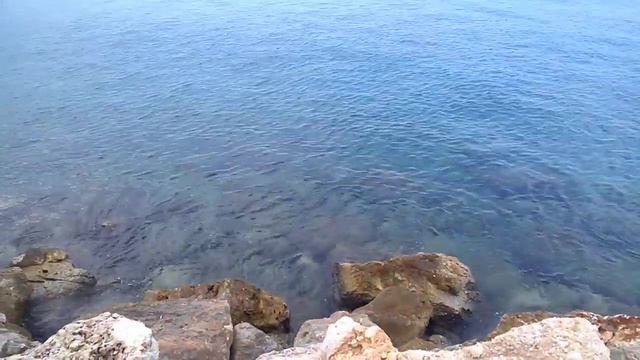 На берегу Средиземного моря смотреть онлайн