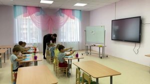 Занятие по рисованию «Ежик» с использованием нетрадиционной техники рисования вилкой, Кашлей А.А.