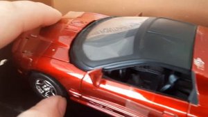Pontiac Firebird 1999 года коллекционная модель автомобиля 1:24