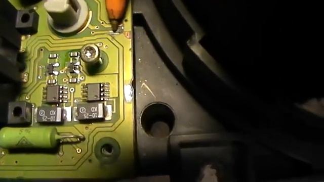 Ремонт панели приборов Mercedes-Benz Atego.mp4 смотреть онлайн