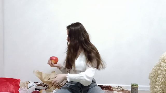 РАСПАКОВКА ПОСЫЛКИ | еда и старая камера смотреть онлайн