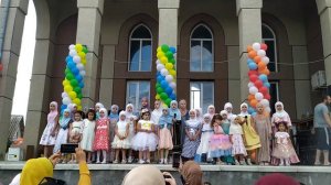 Коллектив маленьких мусульманок🥰с песней " Ассаляму алейкум"