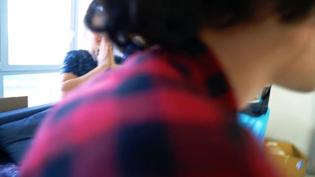 СТРЕЛЯЙ В ЧЕЛОВЕКА ЗА ГИГАНТСКОЙ СТЕНОЙ ! смотреть онлайн