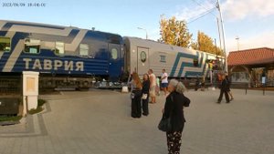 ТЭП70БС-336 с поездом 162М/161М Москва-Феодосия прибывает на вокзал Феодосии.