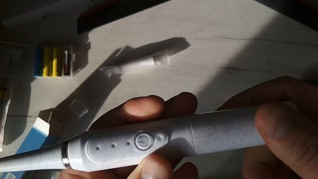 Електрична зубна щітка з AliExpress смотреть онлайн