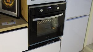 Hyundai HEO 6647 IX - духовой шкаф для современной кухни