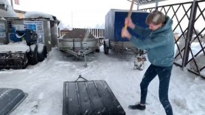 УЖАС-УАЗом на сани-волокуши !