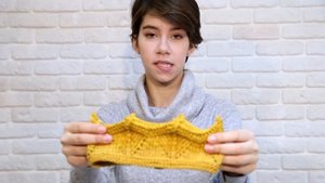 Вязаная повязка корона - прикольная повязка на голову в виде короны