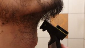 Recenze: holicí strojek Philips OneBlade Pro QP6650/61 – holení s nastavitelným hřebenem